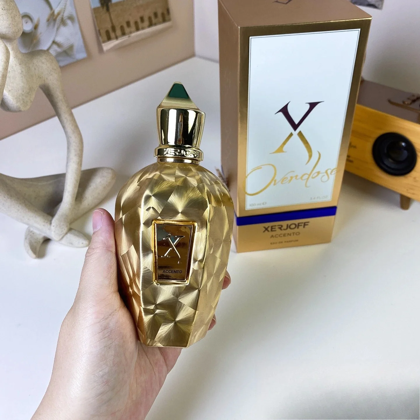 Perfume unisex floral cítrico