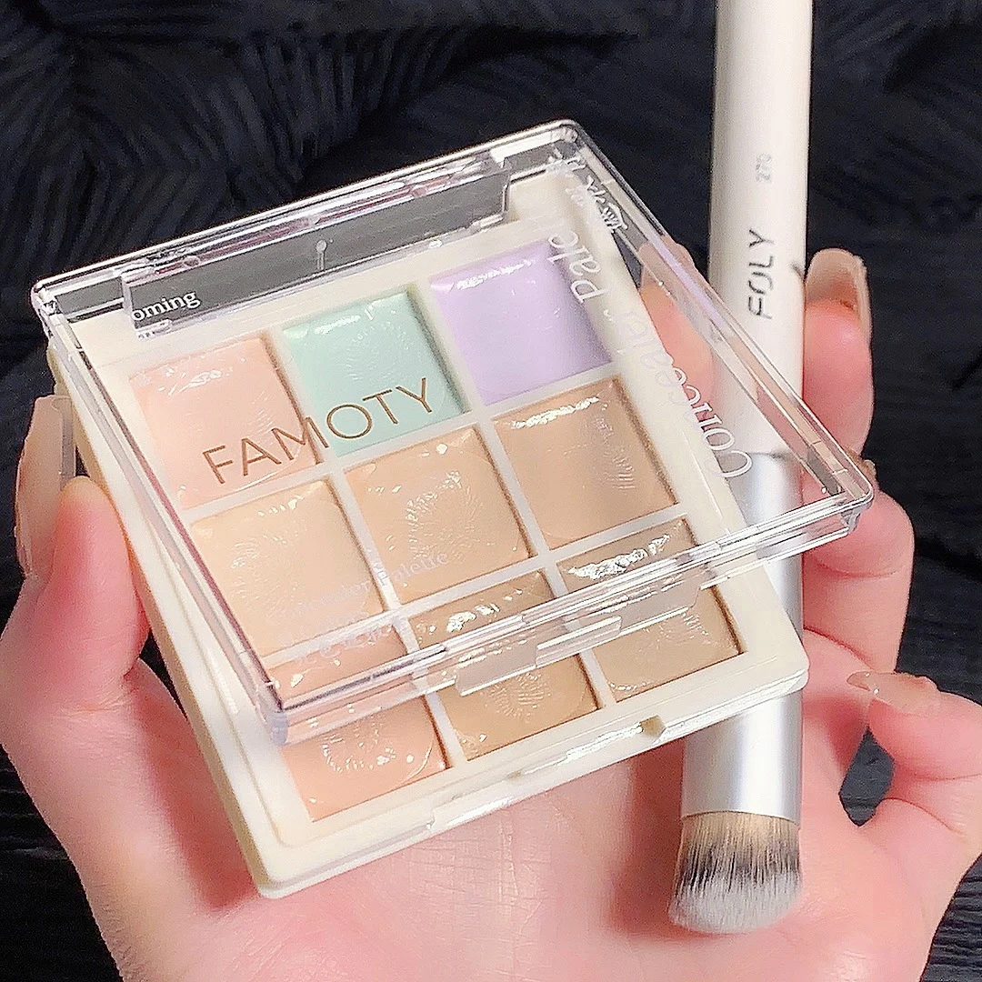 Paleta Correctora de 9 Tonos DIKALU: corrección precisa y piel uniforme