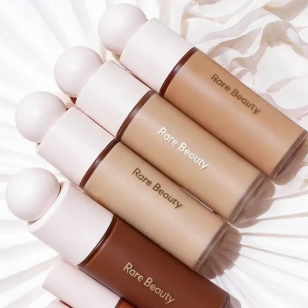 Rare Beauty base Liquid Touch Weightless