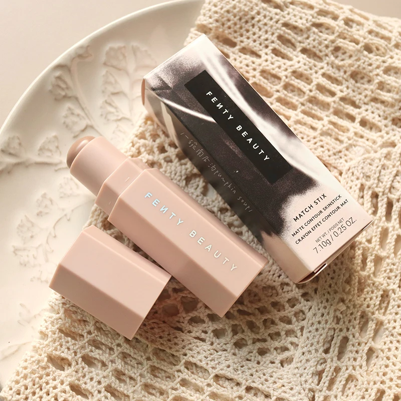 Fenty Beauty Bronzer Concealer Contouring Stick - Imagen 5