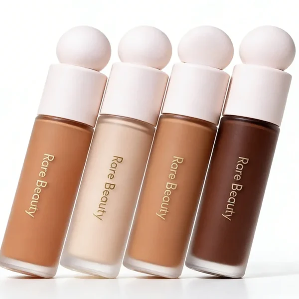 Base de maquillaje Rare Beauty líquida