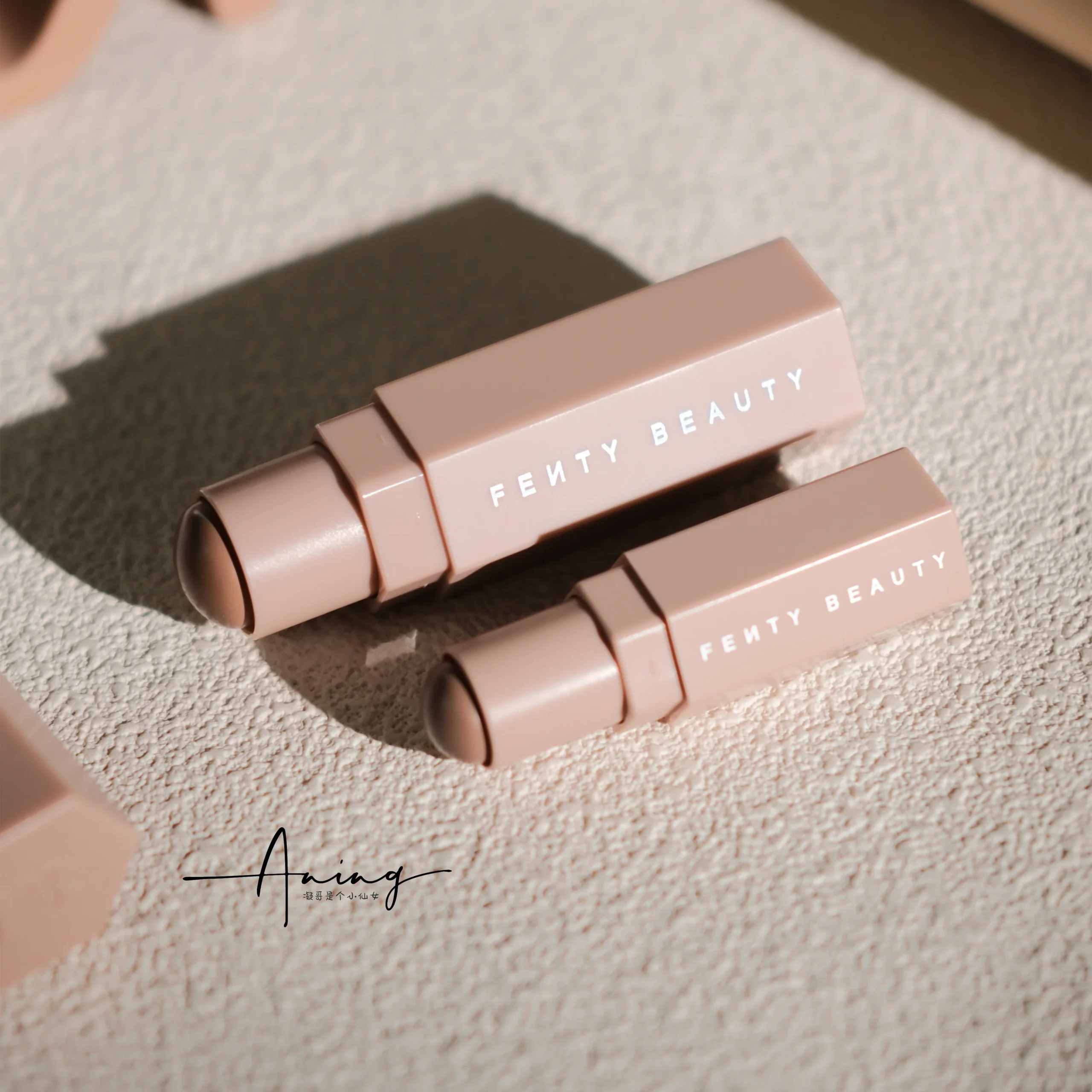 Fenty Beauty Bronzer Concealer Contouring Stick - Imagen 2