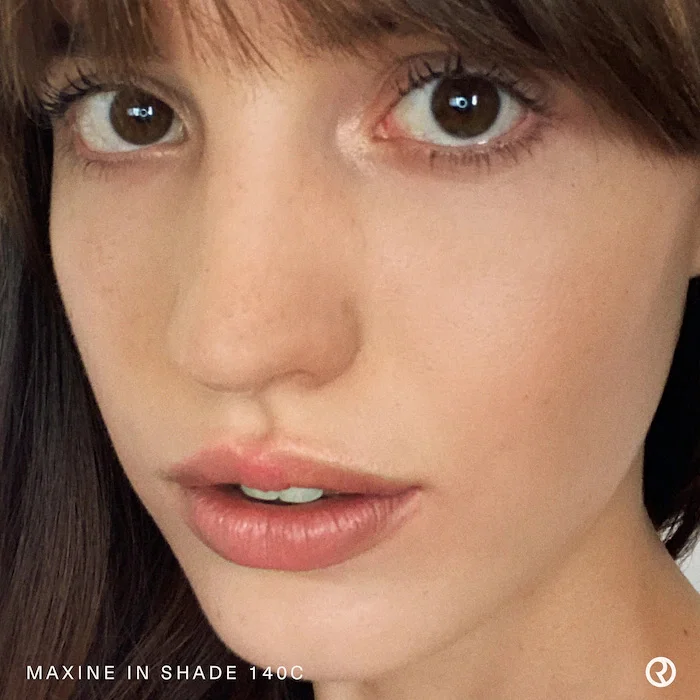 Base de maquillaje Rare Beauty líquida - Imagen 6