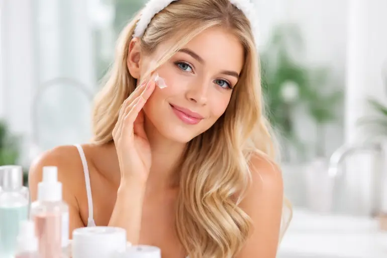 Rutina de skincare a los 20 años: guía básica para empezar